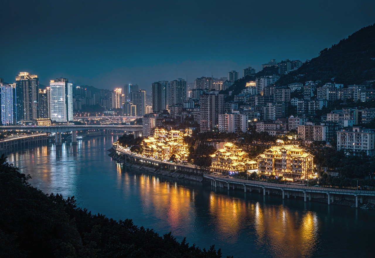 Chongqing Hongya Cave night skyline