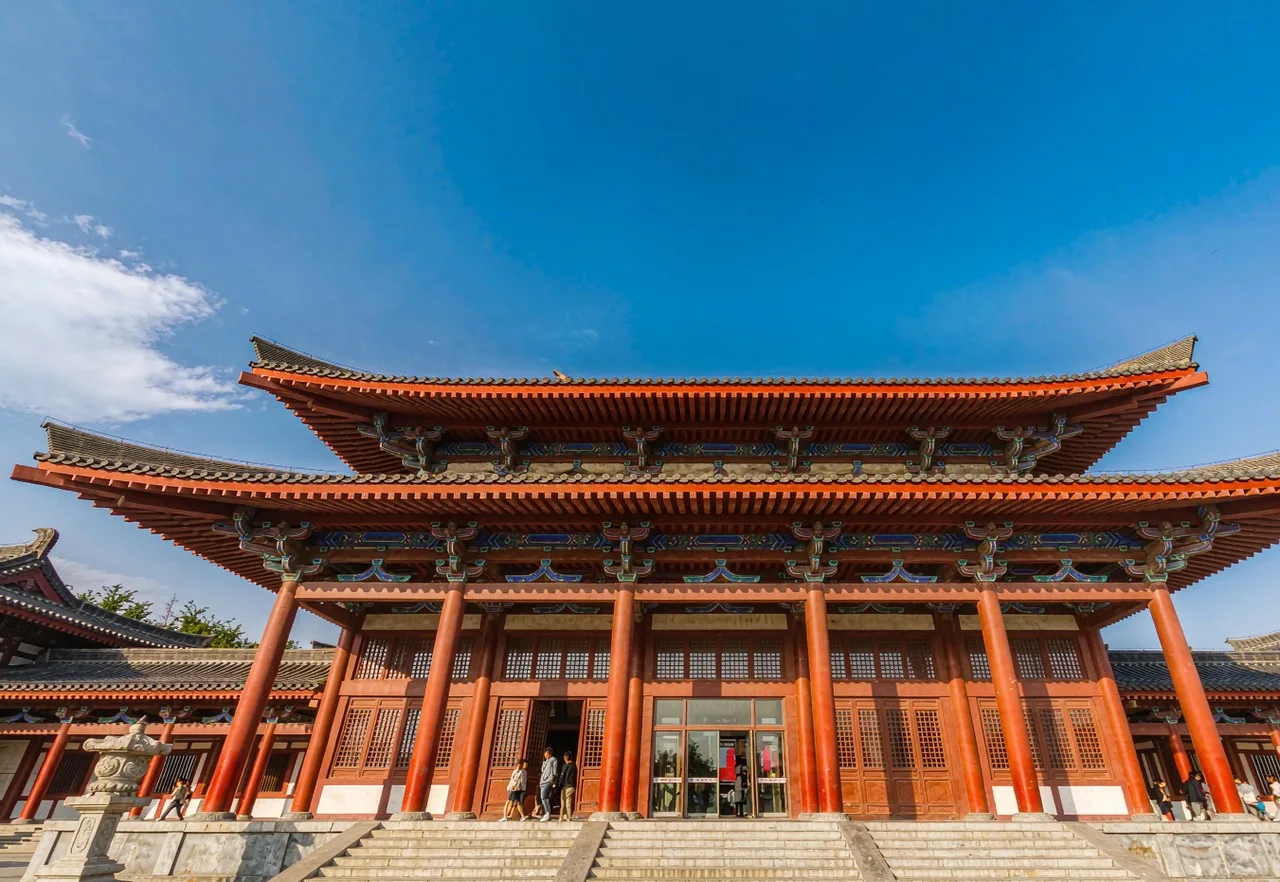 Shaanxi History Museum exterior